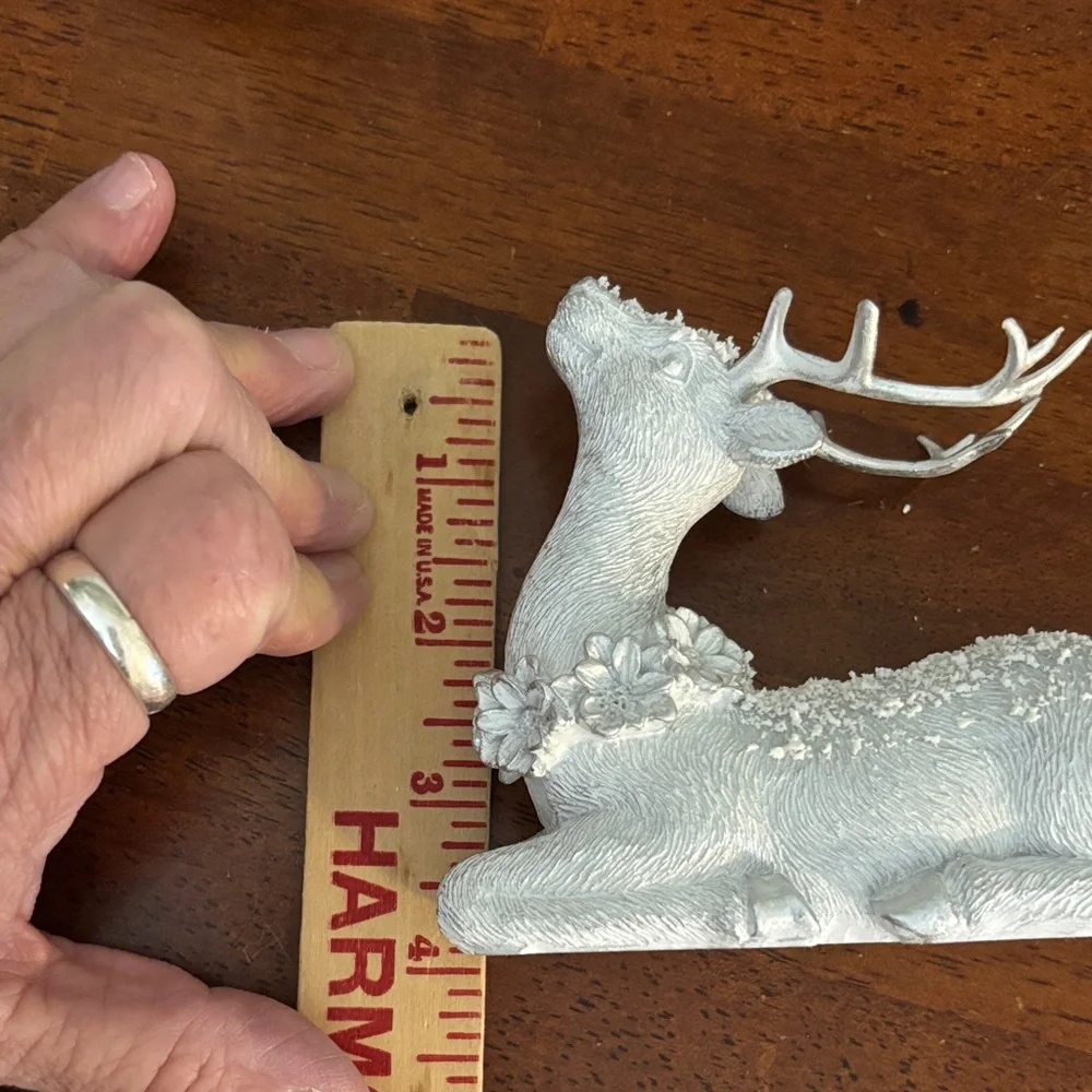 Elegant Silver/White Resin Tree & Deer Decor 3-Piece Set